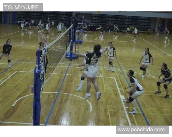 武汉排球队的节奏揭秘:深度解析排球运动的魅力与团队协作 武汉排球队的节奏揭秘:深度解析排球运动的魅力与团队协作