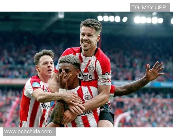 埃因霍温主场迎战赫拉克莱斯争夺荷甲积分榜重要位置