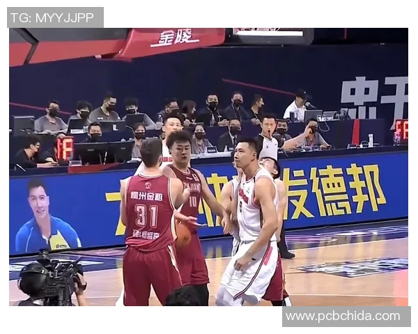 美国男篮与西班牙热身赛精彩对决展现篮球实力与战术较量