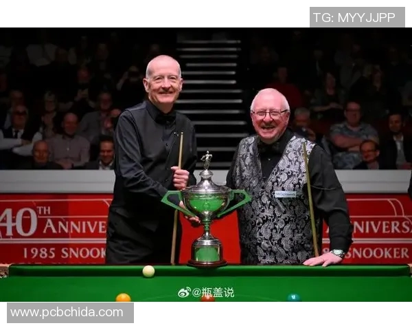 丹尼斯泰勒与戴维斯的巅峰对决揭示斯诺克世界的激烈竞争与荣耀