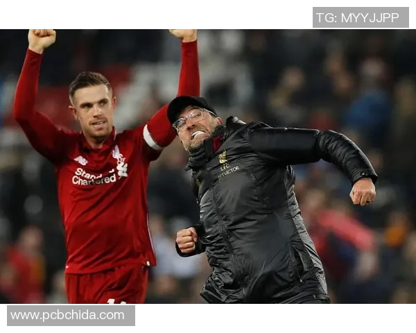 激情对决拜仁与利物浦巅峰之战宣传海报震撼来袭