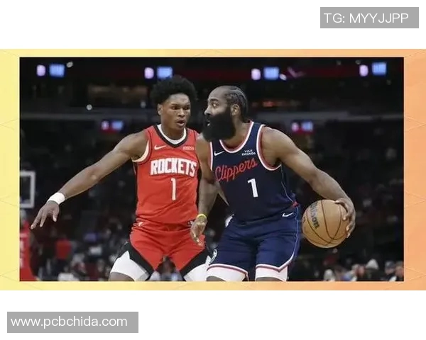 火箭队与快船队激战第4场争夺季后赛晋级关键胜利