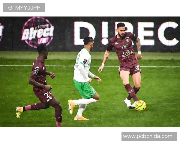 法甲激战斯特拉斯堡迎战马赛双方争夺关键积分展现实力较量